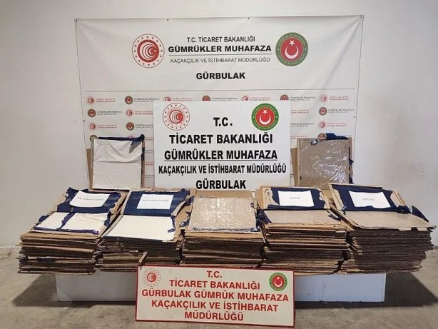 Foto - Zehir tacirlerine geçit yok! Sınır kapısında 2,2 ton uyuşturucu ele geçirildi
