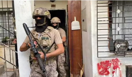 Foto - Zehir tacirlerine şafak baskını! Çok sayıda gözaltı