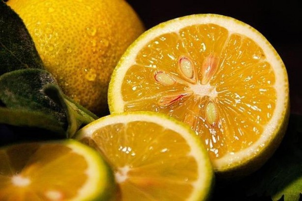 Foto - Zehirden 1000 kat tehlikeli! Limonu böyle yiyenler yandı: Vitamin alayım derken böbreklerinizi bitiriyor olabilirsiniz!
