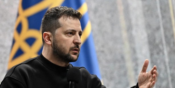 Foto - Zelenski Başkomutanlık Karargahında birden toplantı yaptı! Bahmut'taki tüm durumu görüştü: Stratejik açıklaması