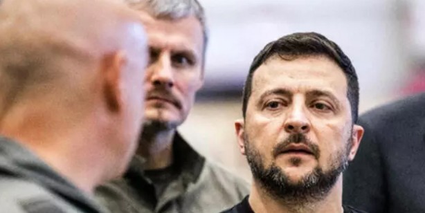 Foto - Zelenskiy selfie çekti: Poz vererek 'Bu sadece başlangıç' dedi! Ortalık her an karışabilir! 