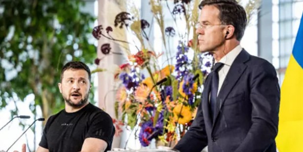 Foto - Zelenskiy selfie çekti: Poz vererek 'Bu sadece başlangıç' dedi! Ortalık her an karışabilir! 