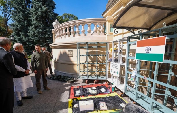 Foto - Zelenski'ye hediye edilen gizemli kutuların sırrı açıklandı!