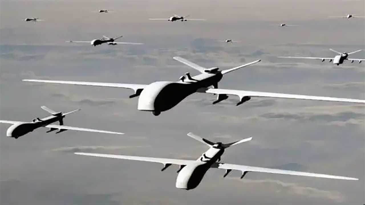 Zelenskiy'nin büyük tehlike atlattı! Rotasında 4 askeri dron tespit edildi