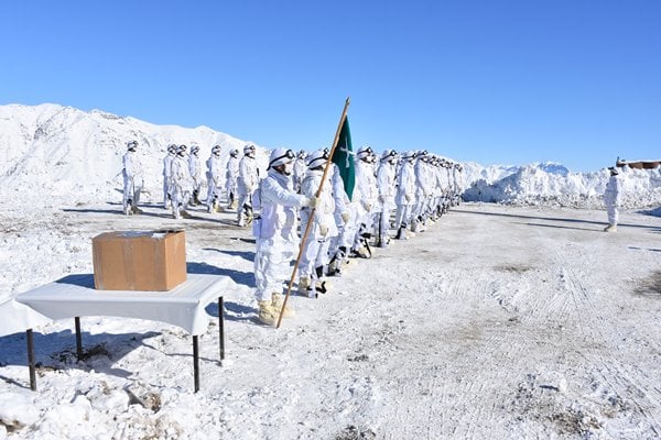 Foto - Zeliha Nine, Mehmetçiği duygulandırdı