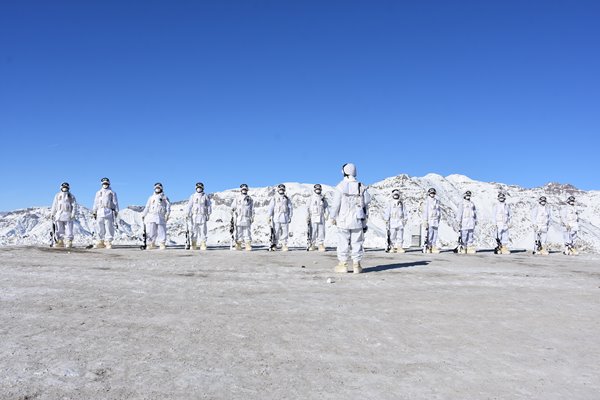 Foto - Zeliha Nine, Mehmetçiği duygulandırdı