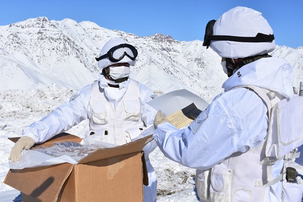 Foto - Zeliha Nine, Mehmetçiği duygulandırdı