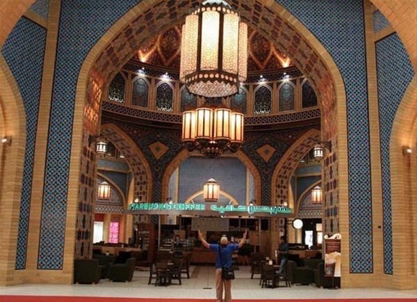 Foto - Zenginlik insana bakın neler yaptırıyor