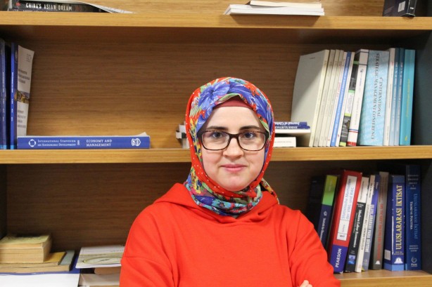 Foto - Zerre kadar da olsa utanın vesayetçiler! 28 Şubat zulmünden dekanlığa giden yol