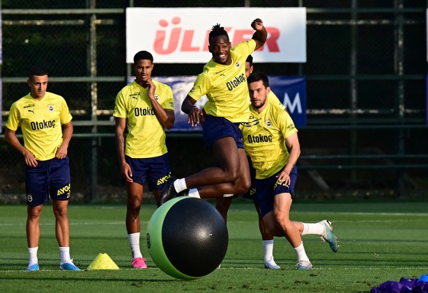 Foto - Zimbru maçına saatler kala İsmail Kartal'dan bomba hamle! Flaş karar...