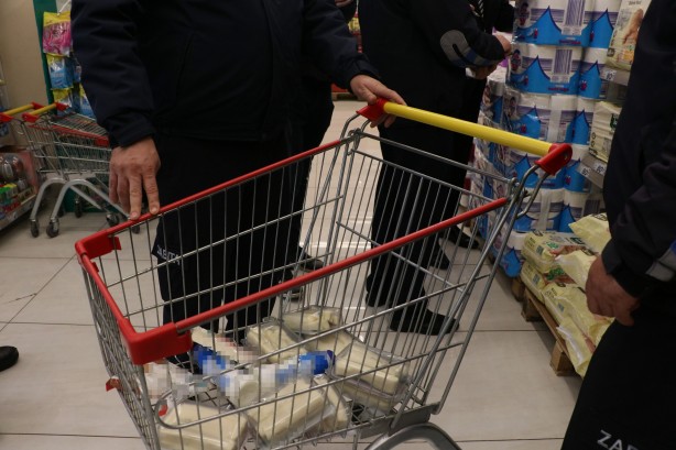 Foto - Zincir market denetiminde ortaya çıktı! Herkesin midesi bulandı