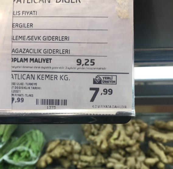 Foto - Zincir marketler zararına mı satıyor? Etiketler gündem oldu