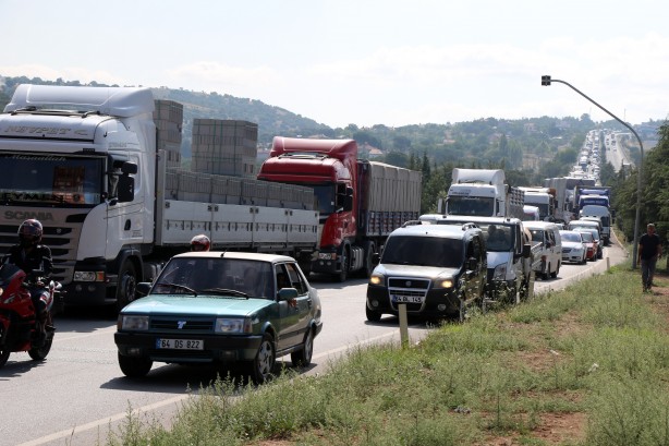 Foto - Zinircirleme trafik kazasında 8 kişi yaralandı