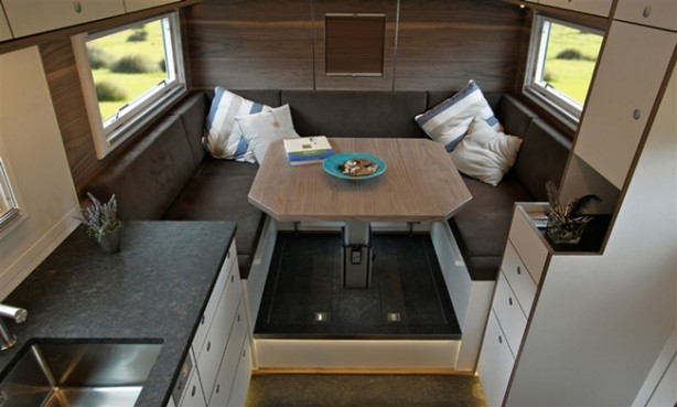 Foto - Zırhlı kamyonu eve dönüştürdü! Hayran olacaksınız!