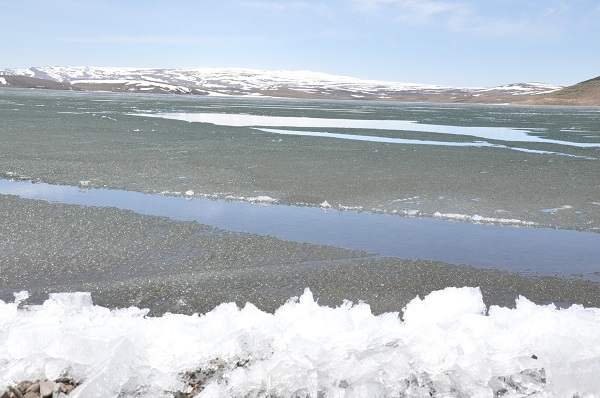 Foto - Zirvedeki göller çözülmeye başladı