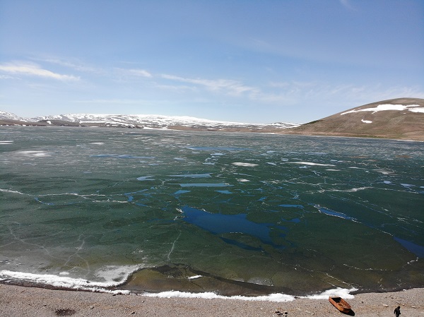 Foto - Zirvedeki göller çözülmeye başladı