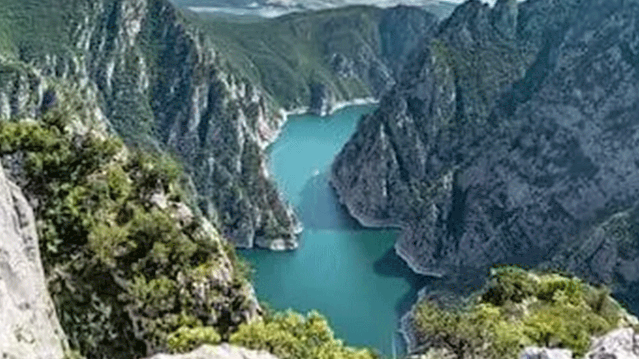 Foto - Zirvede Karadeniz ili var: Türkiye'nin en mutsuz illeri belli oldu!