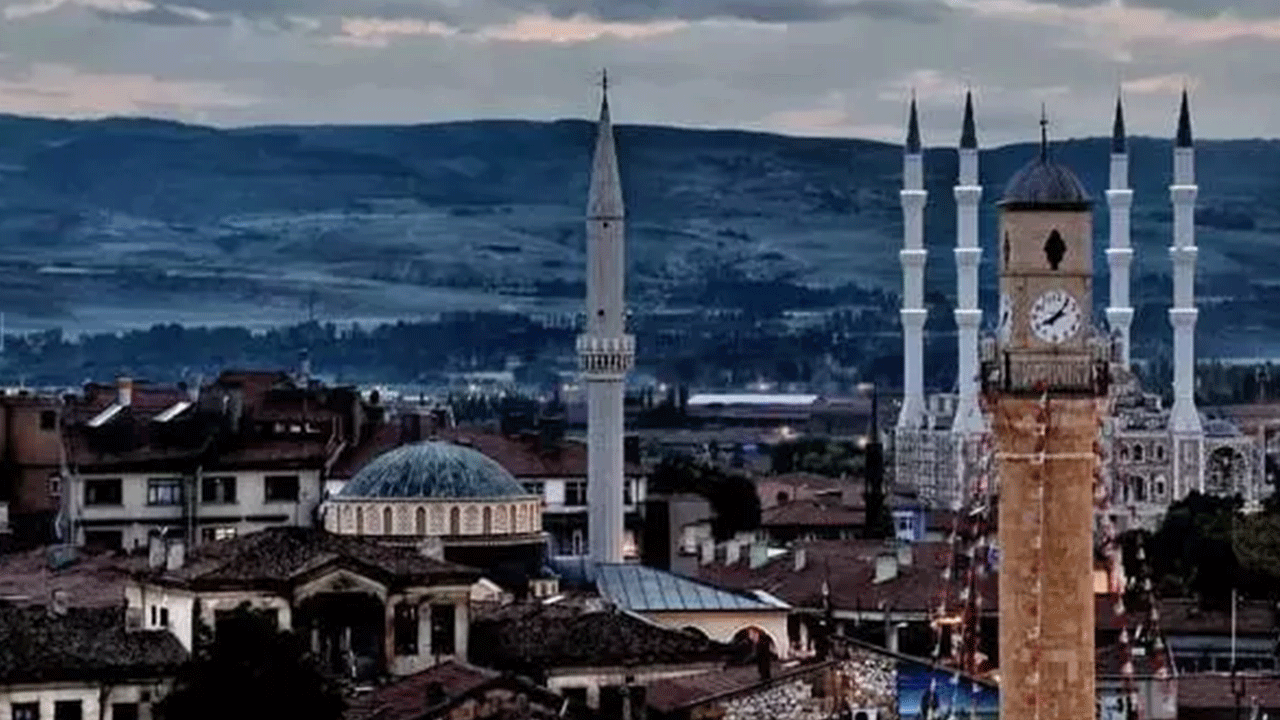 Foto - Zirvede Karadeniz ili var: Türkiye'nin en mutsuz illeri belli oldu!