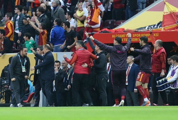 Foto - Zirvenin sahibi değişmedi