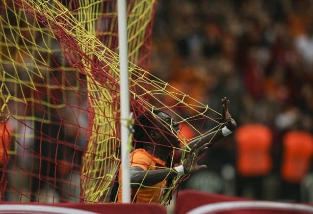 Foto - Zirvenin sahibi değişmedi