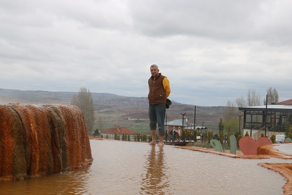 Foto - Ziyaretçi akınına uğradı! Burası Pamukkale değil Sıcak Çermik