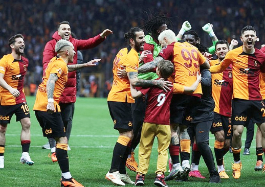 Ziyech: Flaş Türkiye adımı! Başlıyor... Süper Lig devinden Hakim Ziyech bombası!