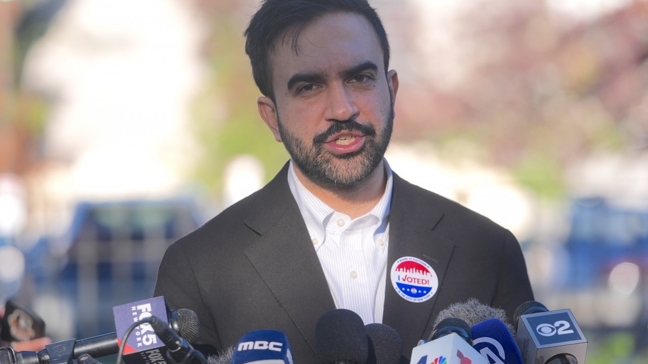 Zohran Mamdani'nin zaferi ABD siyasetinde neyi değiştirecek? ABD Başkanı Donald Trump’ı çılgına döndüren Mamdani dönemi…