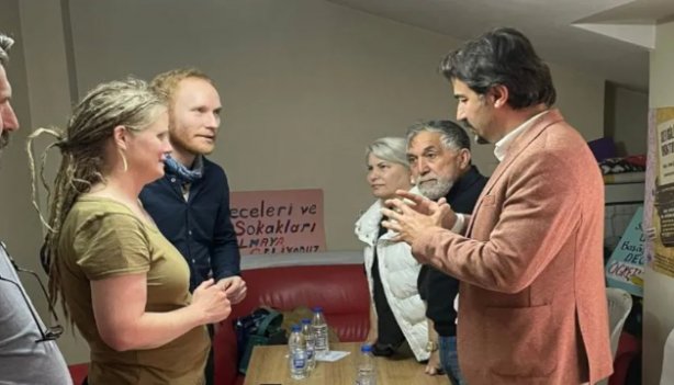 Foto - Zonguldak'a getirilecek kömür İngiltere'yi ayağa kaldırdı! İlk uçakla hemen Türkiye'ye geldiler