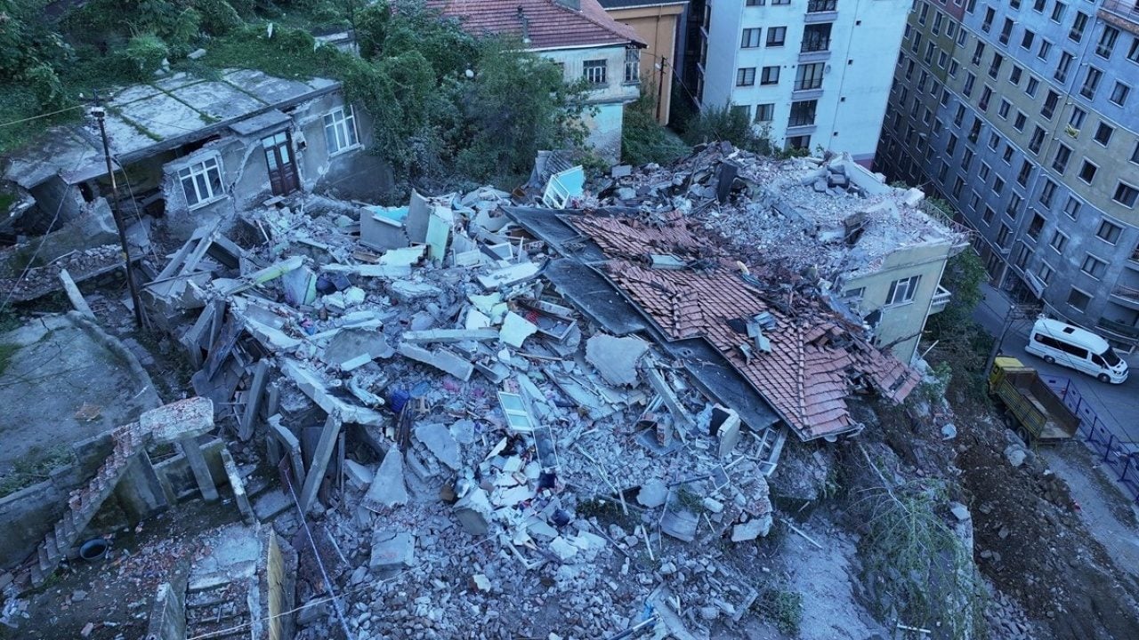 Foto - Zonguldak'ta bina çökmüştü! Çevresindeki 7 bina da tedbiren boşaltıldı
