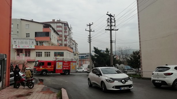 Foto - Zonguldak'ta elektrik direğinde ortaya çıkan enerji akımı korkuttu