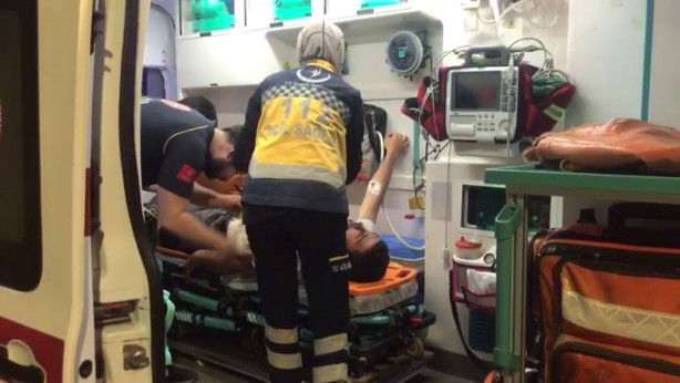 Zonguldak'ta iki aracın çarpıştığı kaza kamerada: 2 yaralı