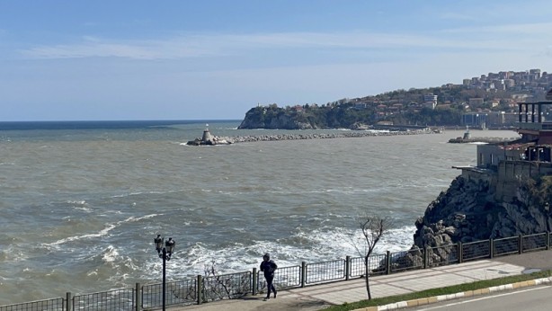 Foto - Zonguldak'ta sağanağın ardından denizin rengi değişti