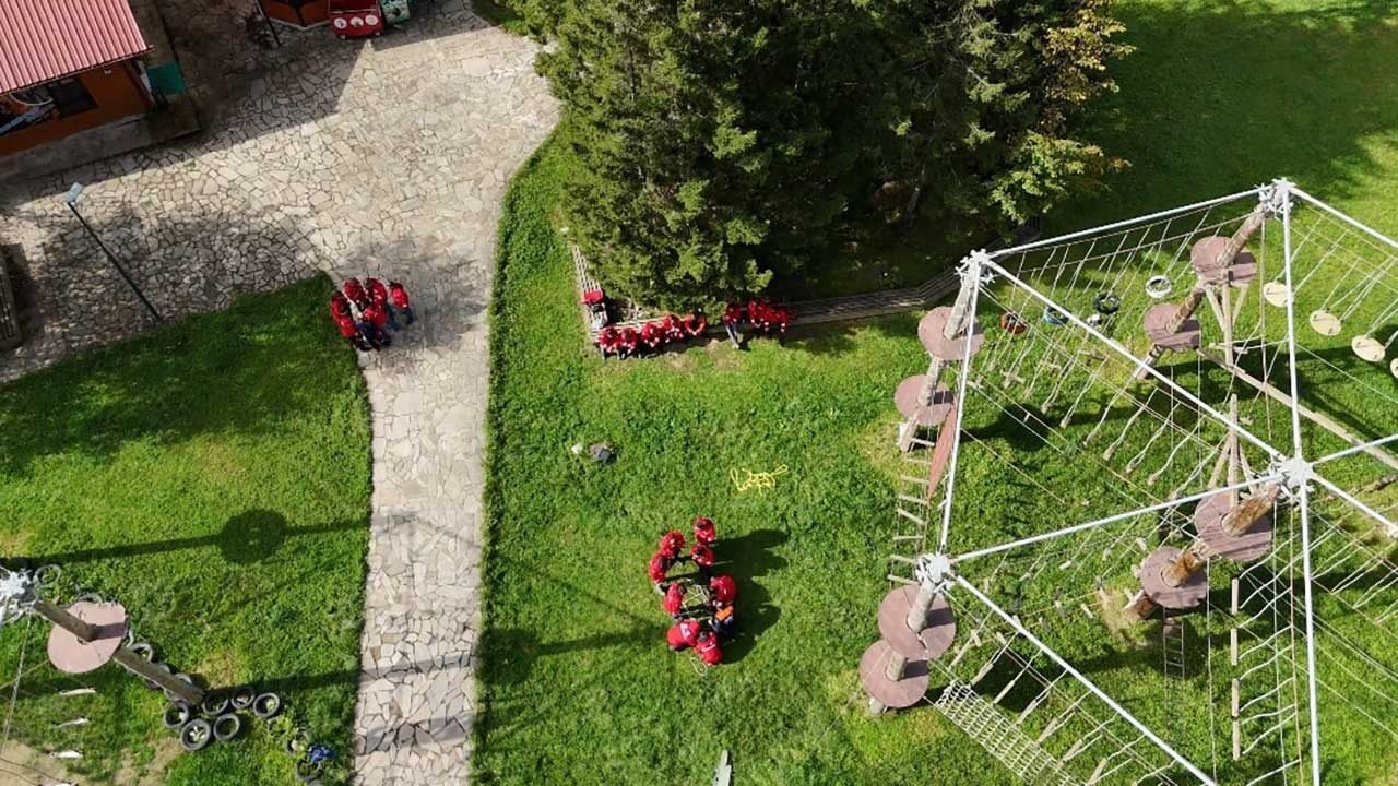 Foto - Zorlu coğrafyada can kurtarma seferberliği! Karadeniz’in afet geçidine 40 kişilik AFAD takviyesi