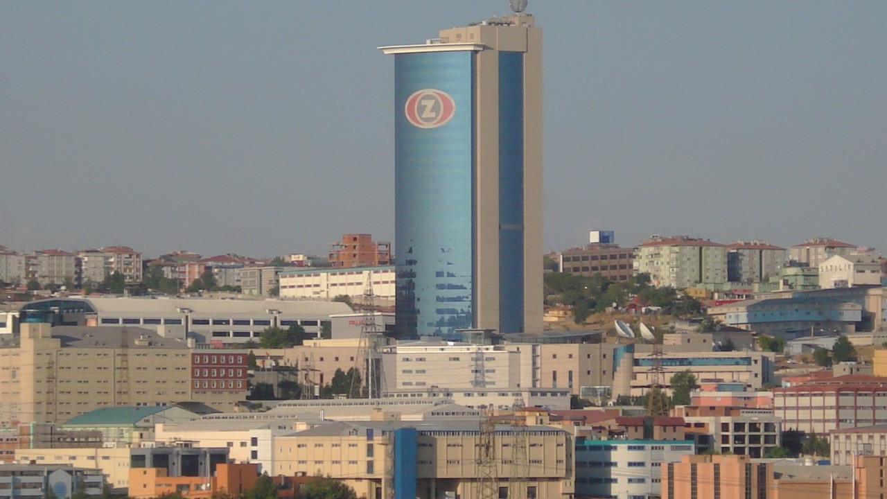 Foto - Zorlu Holding'den skandal karar! Sessiz sedasız işe aldılar, tepki üstüne tepki yağıyor