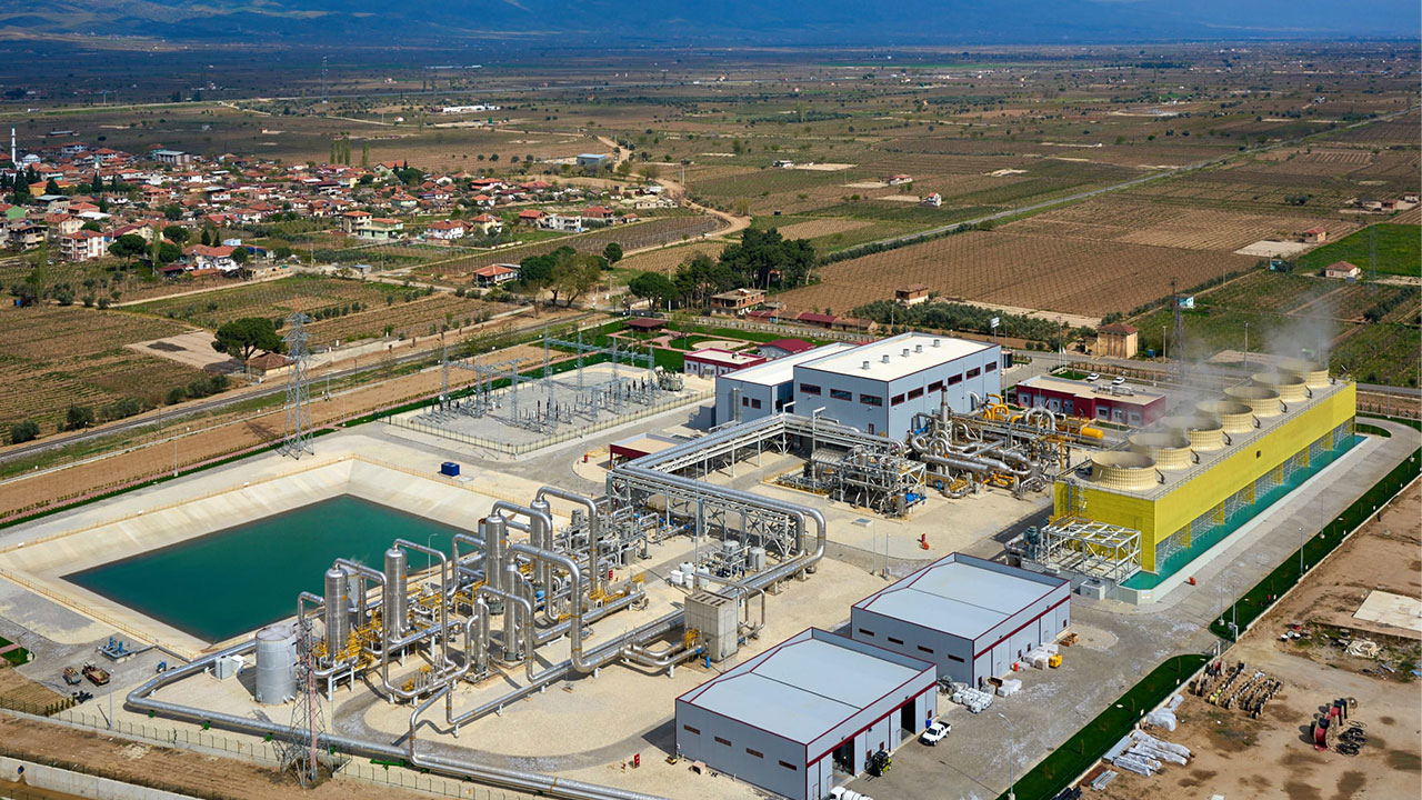 Foto - Zorlu Holding çekildiğini tüm Türkiye'ye duyurdu