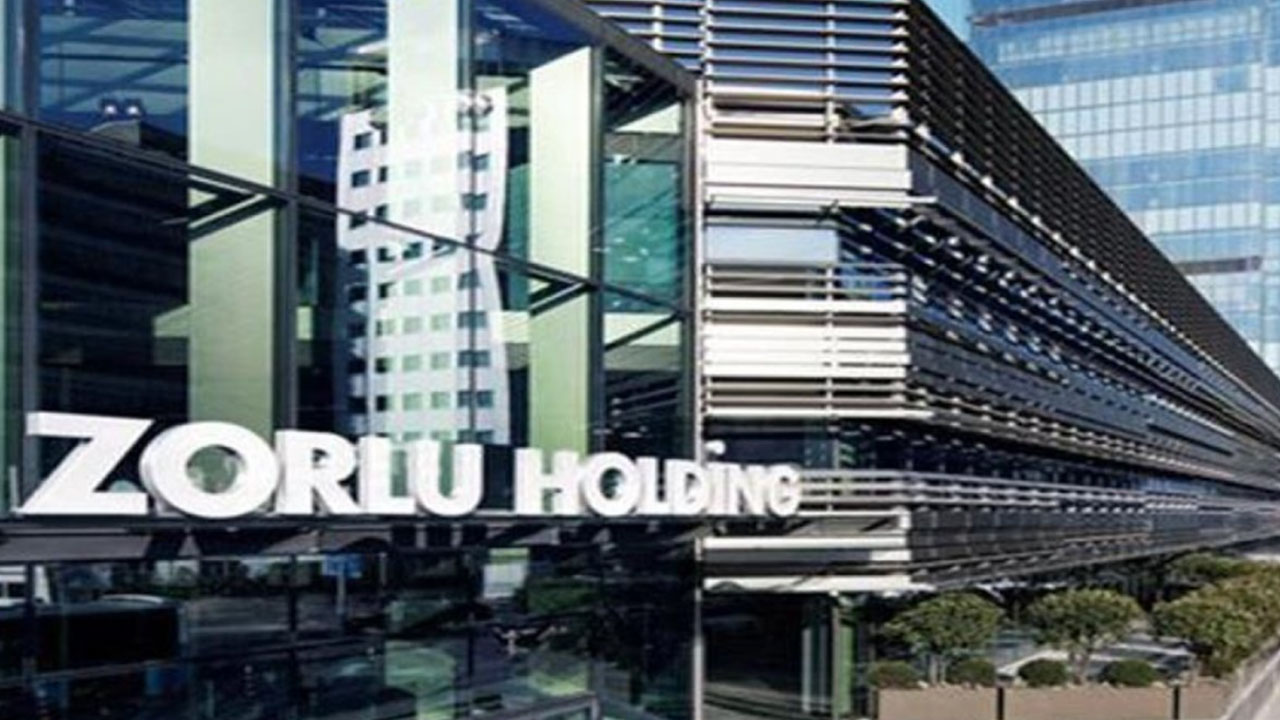 Zorlu Holding’e şok çağrı: Müslüman aleminden özür dilemezlerse firma önünde yakacağım