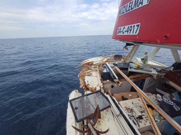 Foto - Zürafa Adası'ndaki saldırı sonrası Cihat Yaycı çileden çıktı: Türk Sahil Güvenliği ne yapar? 