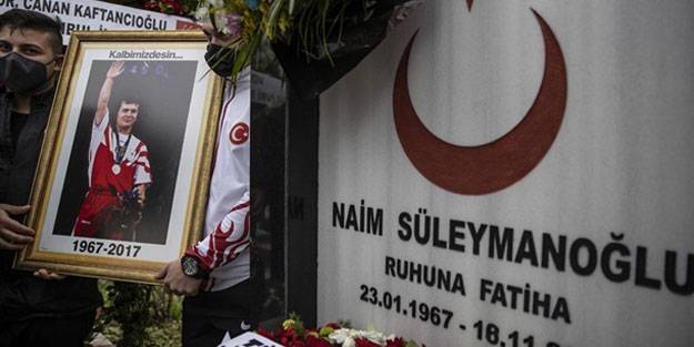 naim süleymanoğlu kabri
