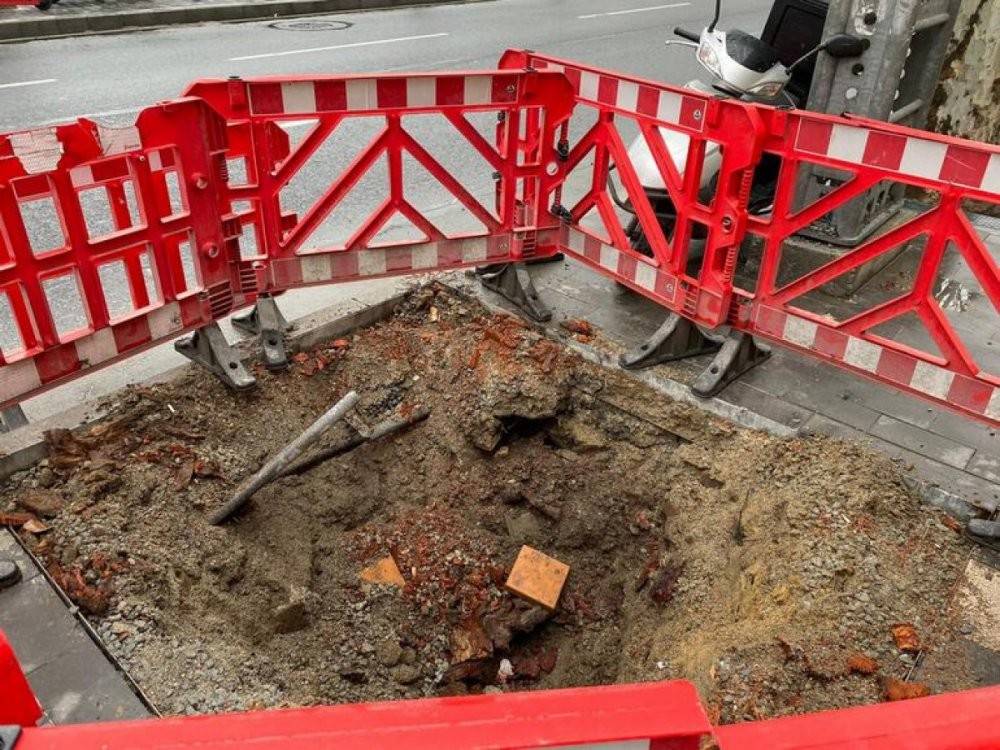 CHP�li İBB�den gezicilerin provokatörlük yaptığı caddede CHP�li İBB�den gezicilerin provokatörlük yaptığı caddede