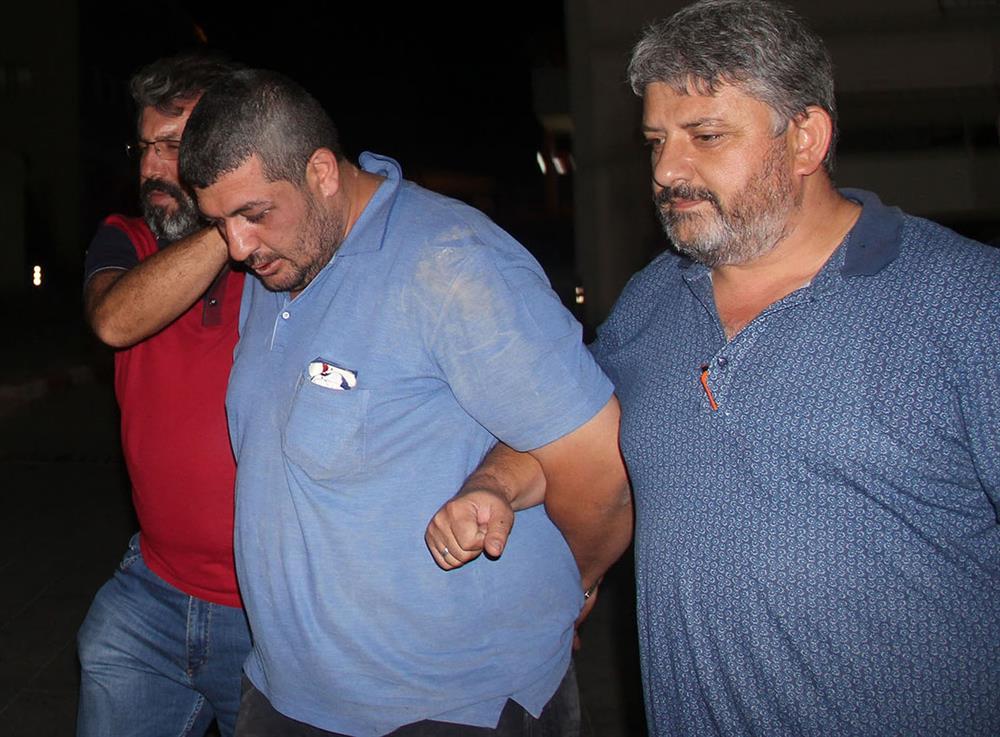 Nebi Gazneli'nin kardeşi Ömer Gazneli de düzenlenen operasyon kapsamında böyle yakalandı.