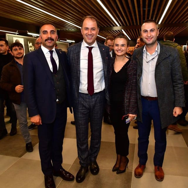 CHP, Beylikdüzü'nde Ekrem İmamoğlu'nun Yerine Mehmet Murat Çalık'ı Aday Gösterdi