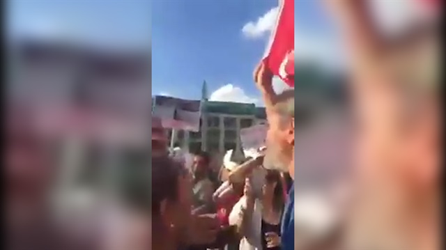 Gündeme bomba gibi düştü: Yürüyüşe Türk Bayrakları alınmadı!