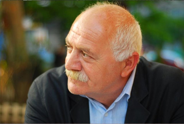 <a class='keyword-sd' href='/cubbeli-ahmet-hoca/' title='Cübbeli Ahmet Hoca'>Cübbeli Ahmet Hoca</a>'ya 'Soysuz İt' Diyen Oyuncu Orhan Aydın, Para Cezasına Çarptırıldı