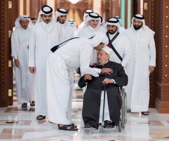 İsrail'in isteği ie Dünya Müslüman Alimler Birliği Başkanı Yusuf El Kardavi terörist listesine konuldu.