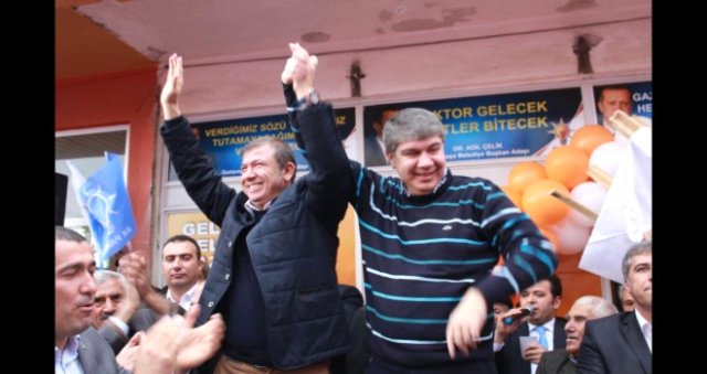 Cumhur İttifakına Kral Destek! Altın Ayak Bu Sefer Seçim Sahalarını Geziyor