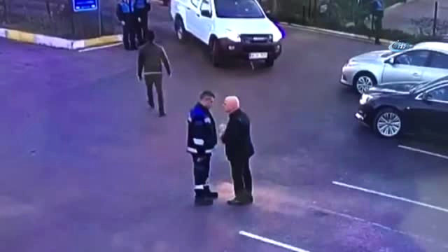 Zabıta Memurunu <a class='keyword-sd' href='/tokat/' title='Tokat'>Tokat</a> Atan Eski Zabıta Daire Başkanı, Olay Kurgulandı Deyip Medyayı Suçladı