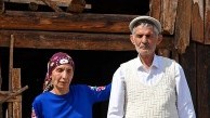 36 yaşında eğitime başlayan Süheyla Köse, diplomasını babasının kabrine götürdü