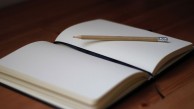 4 yaşında okuma yazma öğrendi, 11 yaşında kitap yazdı