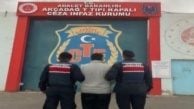 48.5 yıl hapis cezasıyla aranan firari 1 kilo kubarla yakalandı