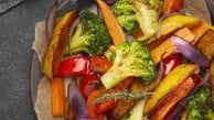 Fırında sebze tarifi! Nefis ve pratik hazırlanan yemek